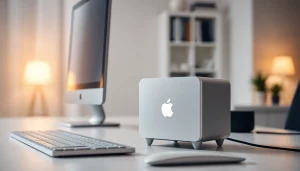 Mejora tu productividad con Mac Mini M4 en un entorno de oficina minimalista.